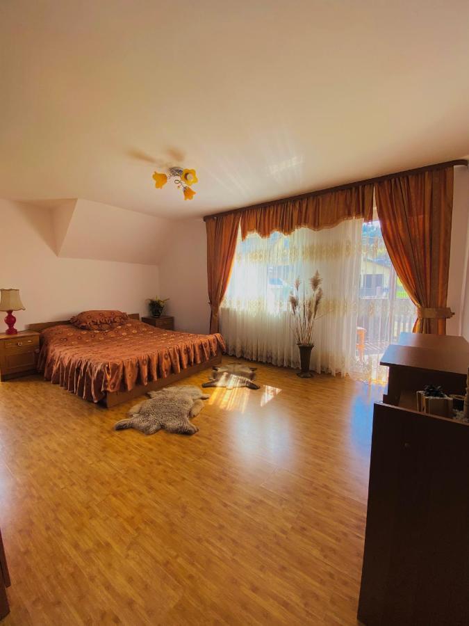 Pensiunea Adam Si Eva Pojorîta Buitenkant foto